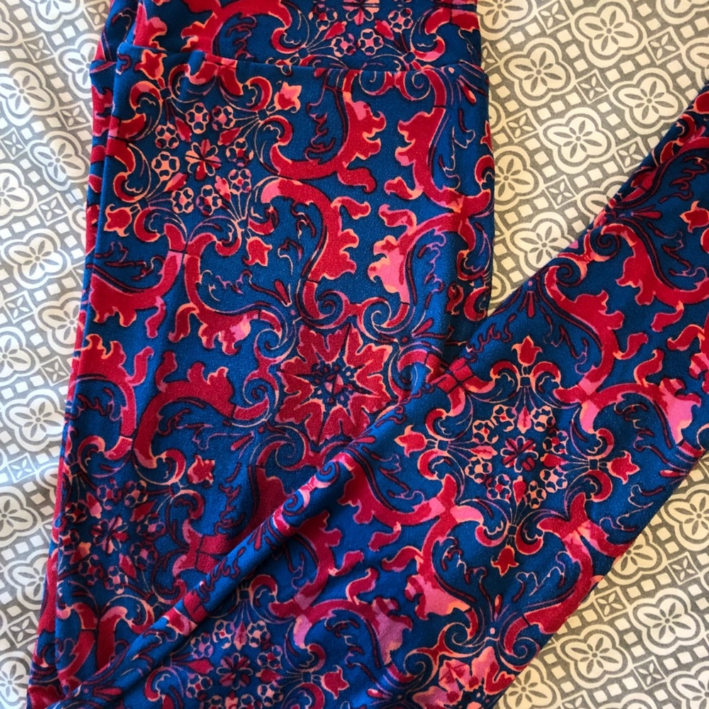 Patterned LulaRoe Leggings!